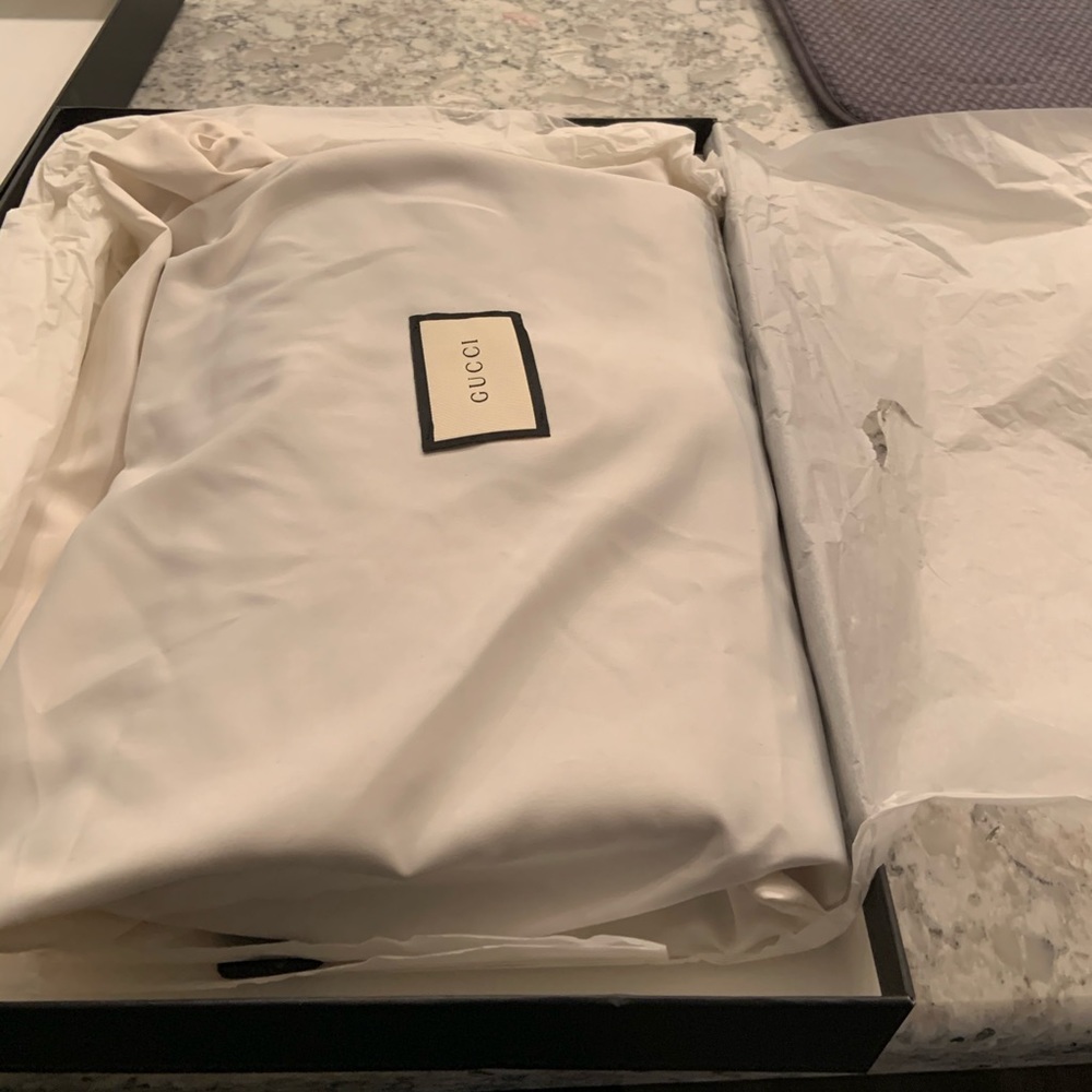 Gucci GG Clutch - Picture 2 of 9